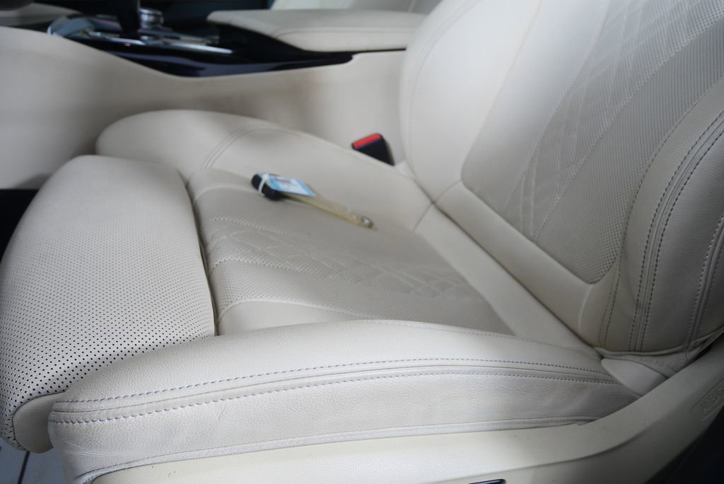 Certified 2023 BMW 530i w/ Convenience Package image 10