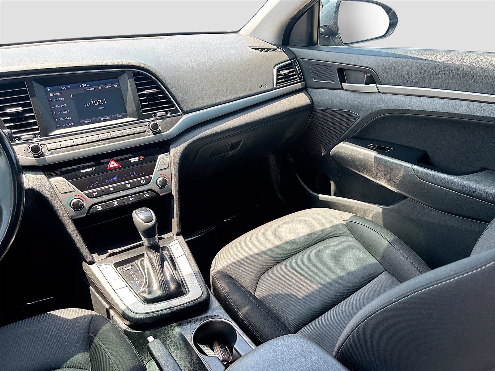 Used 2018 Hyundai Elantra Value Edition FWD image 22