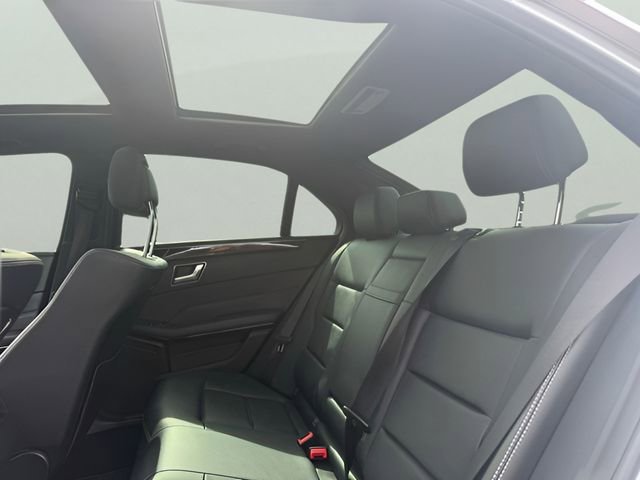 Used 2016 Mercedes-Benz E 350 4MATIC Sedan image 12