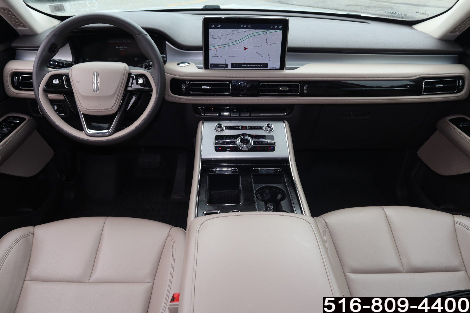 Used 2022 Lincoln Aviator AWD w/ Premium Package image 13