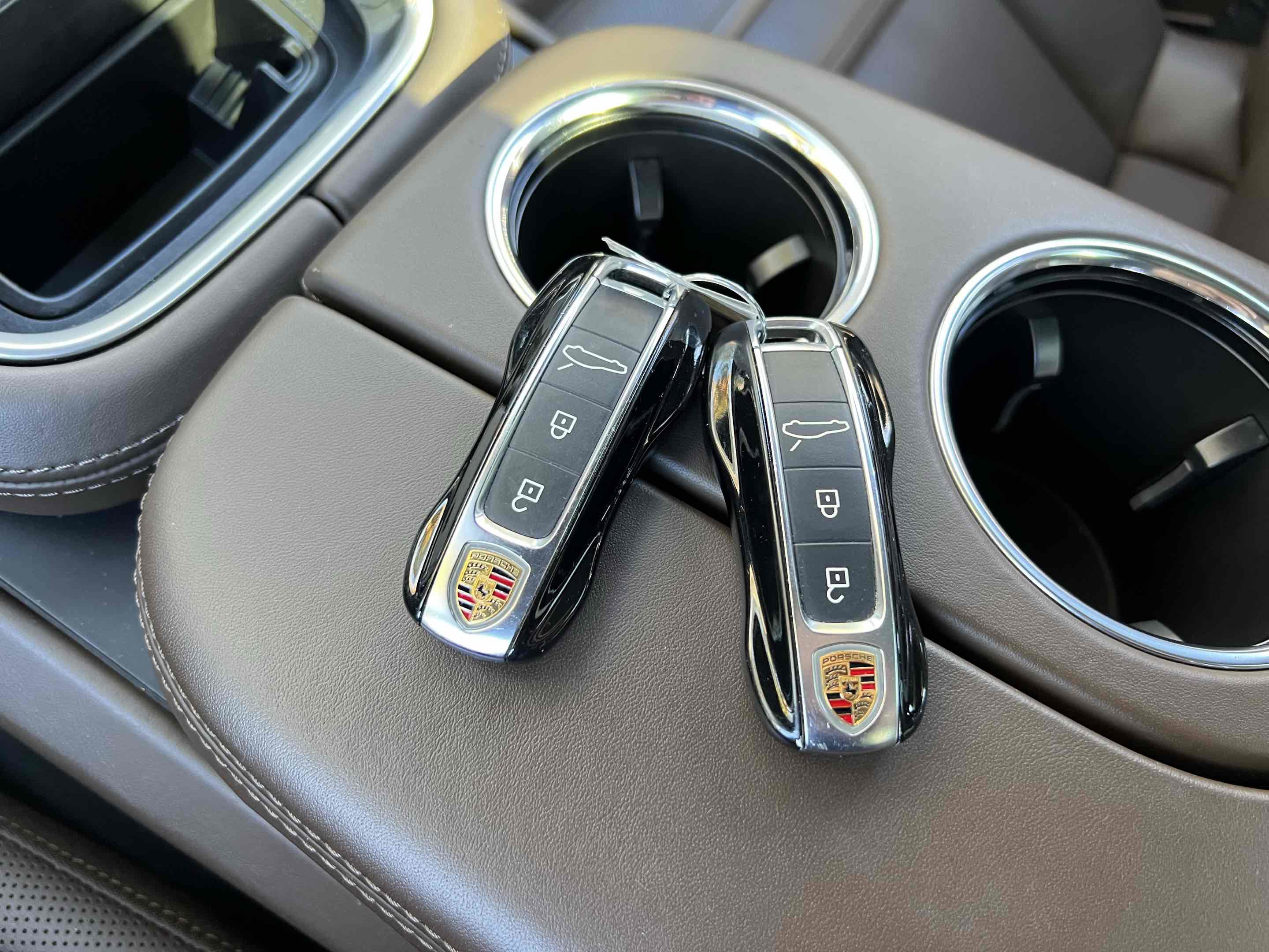 Used 2019 Porsche Panamera Turbo S Executive image 11