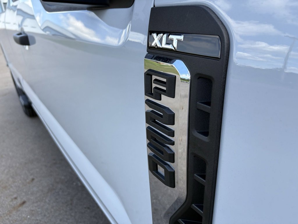 New 2026 Ford F250 XLT image 10