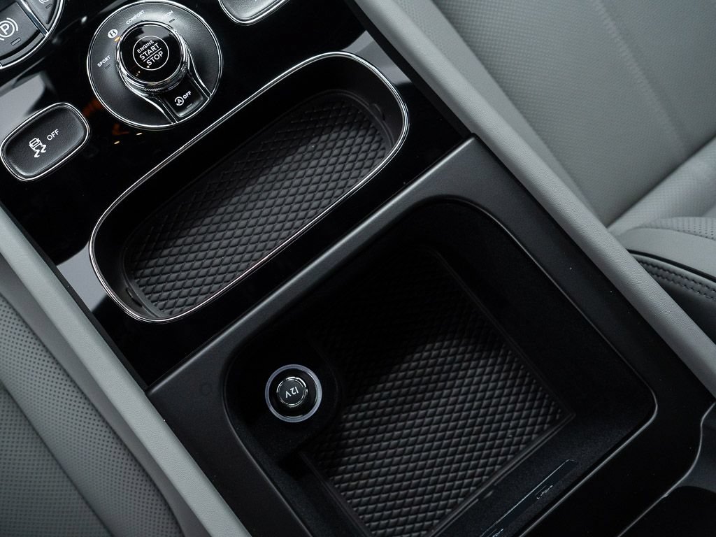 New 2026 Bentley Bentayga Extended Wheelbase AWD/4WD image 35