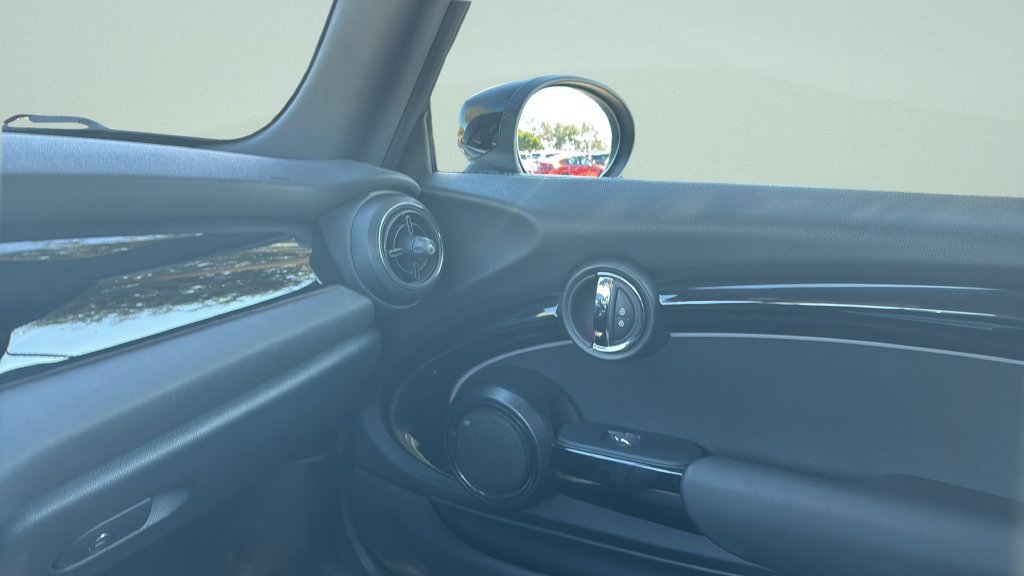 Used 2022 MINI Cooper S w/ Premium Package FWD image 37