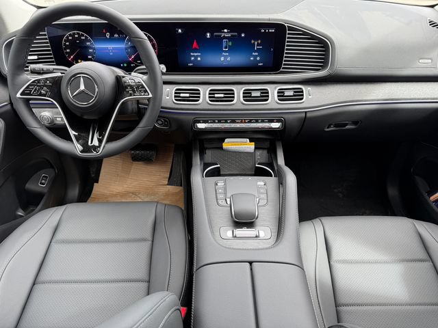 New 2025 Mercedes-Benz GLS 450 4MATIC image 2