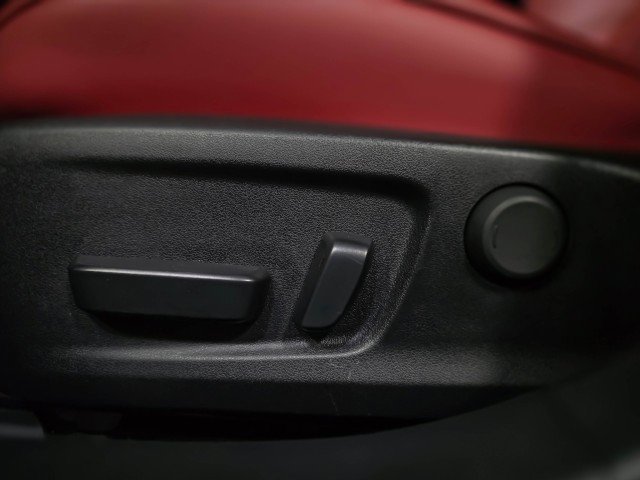 Used 2025 Lexus IS 350 F Sport image 30