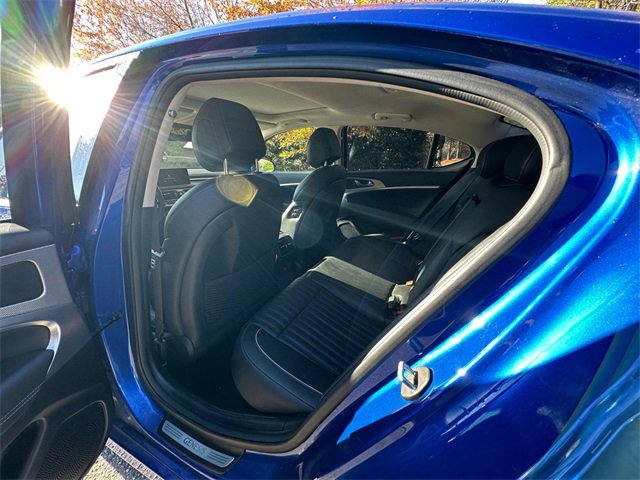 Used 2022 Genesis G70 2.0T w/ Prestige Package image 18