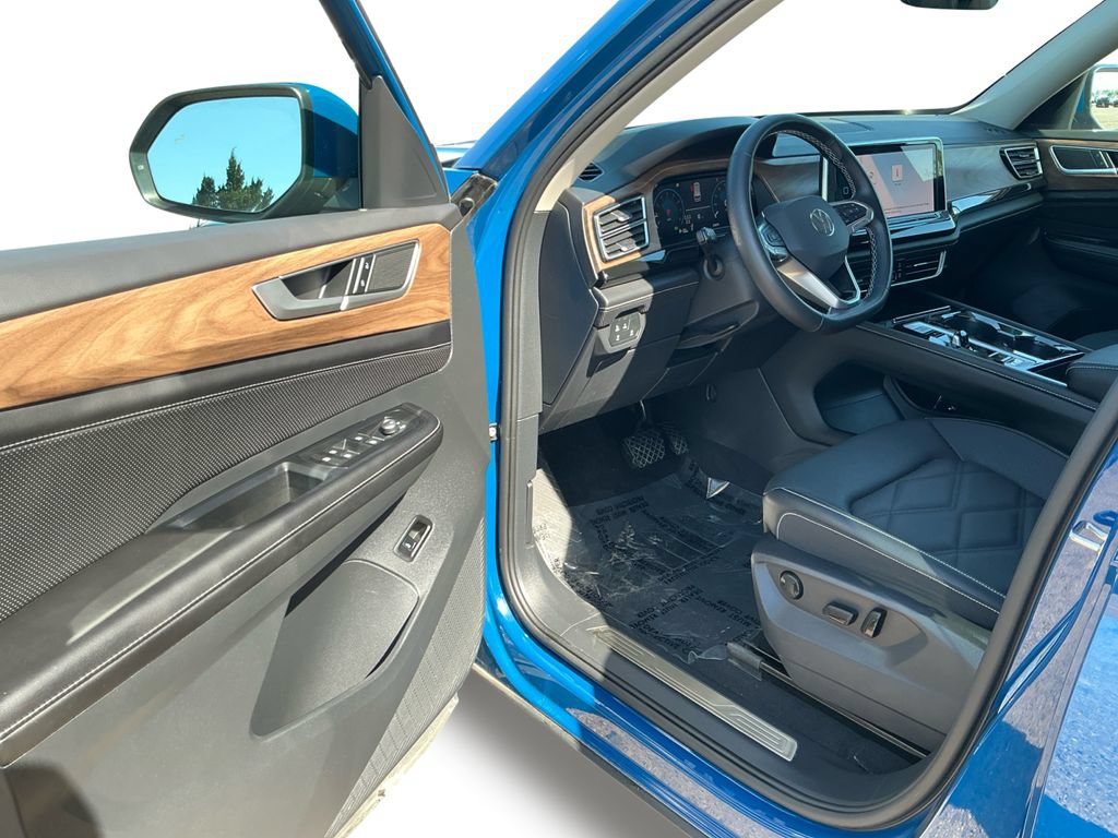 Used 2026 Volkswagen Atlas SE AWD/4WD image 24