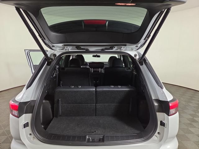 Used 2024 Mitsubishi Outlander SE AWD/4WD image 32