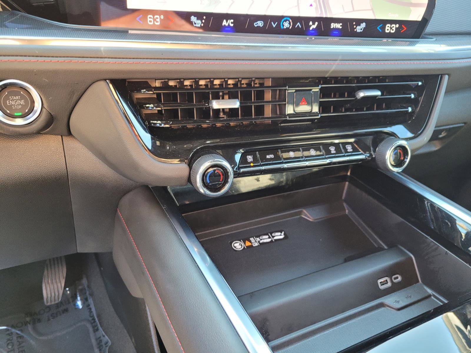Used 2026 Chevrolet Suburban RST RWD image 27