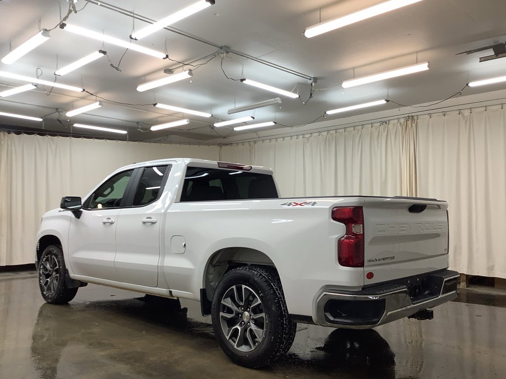 Used 2022 Chevrolet Silverado 1500 LT image 8