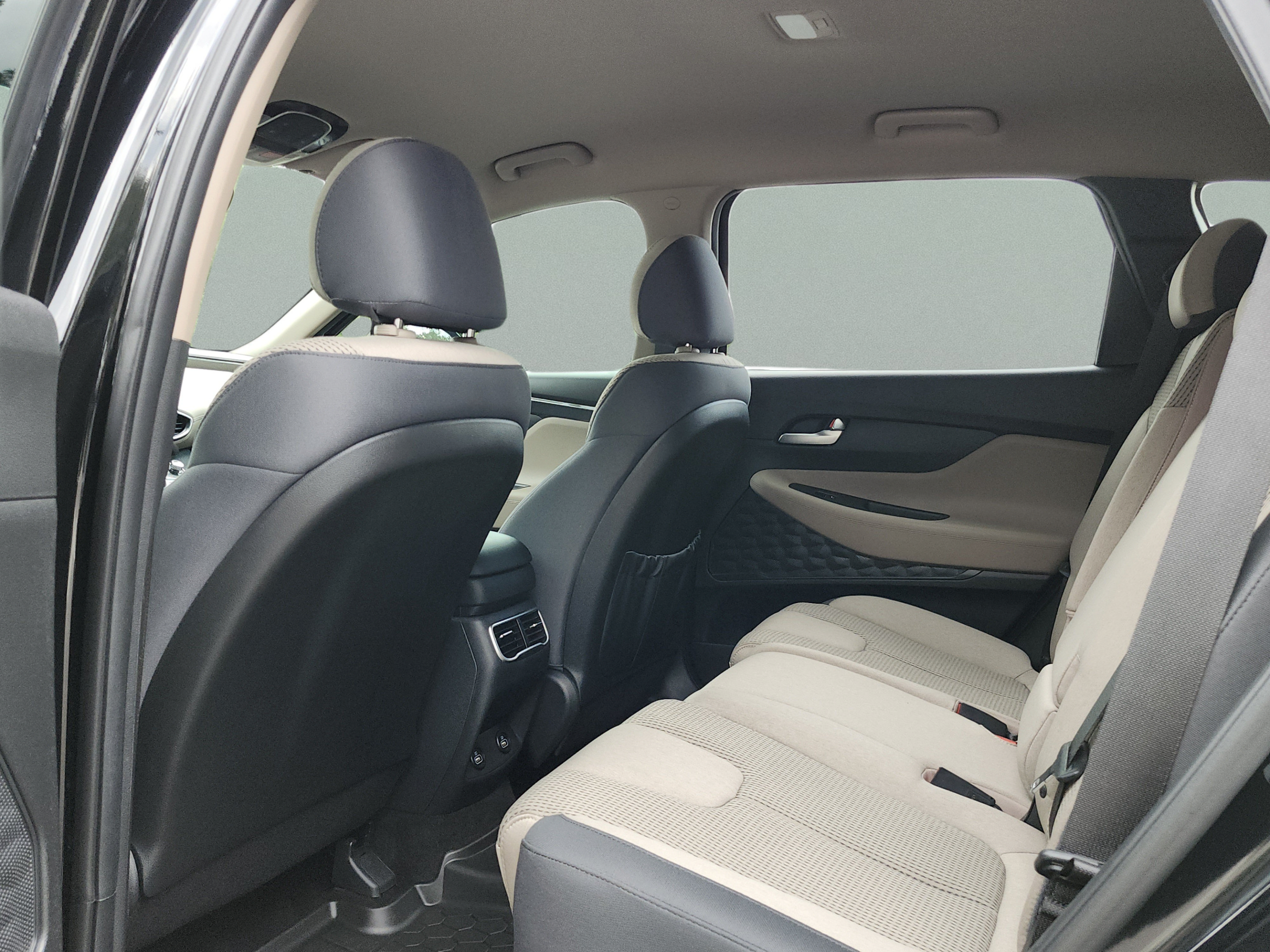 Certified 2023 Hyundai Santa Fe SEL FWD image 20
