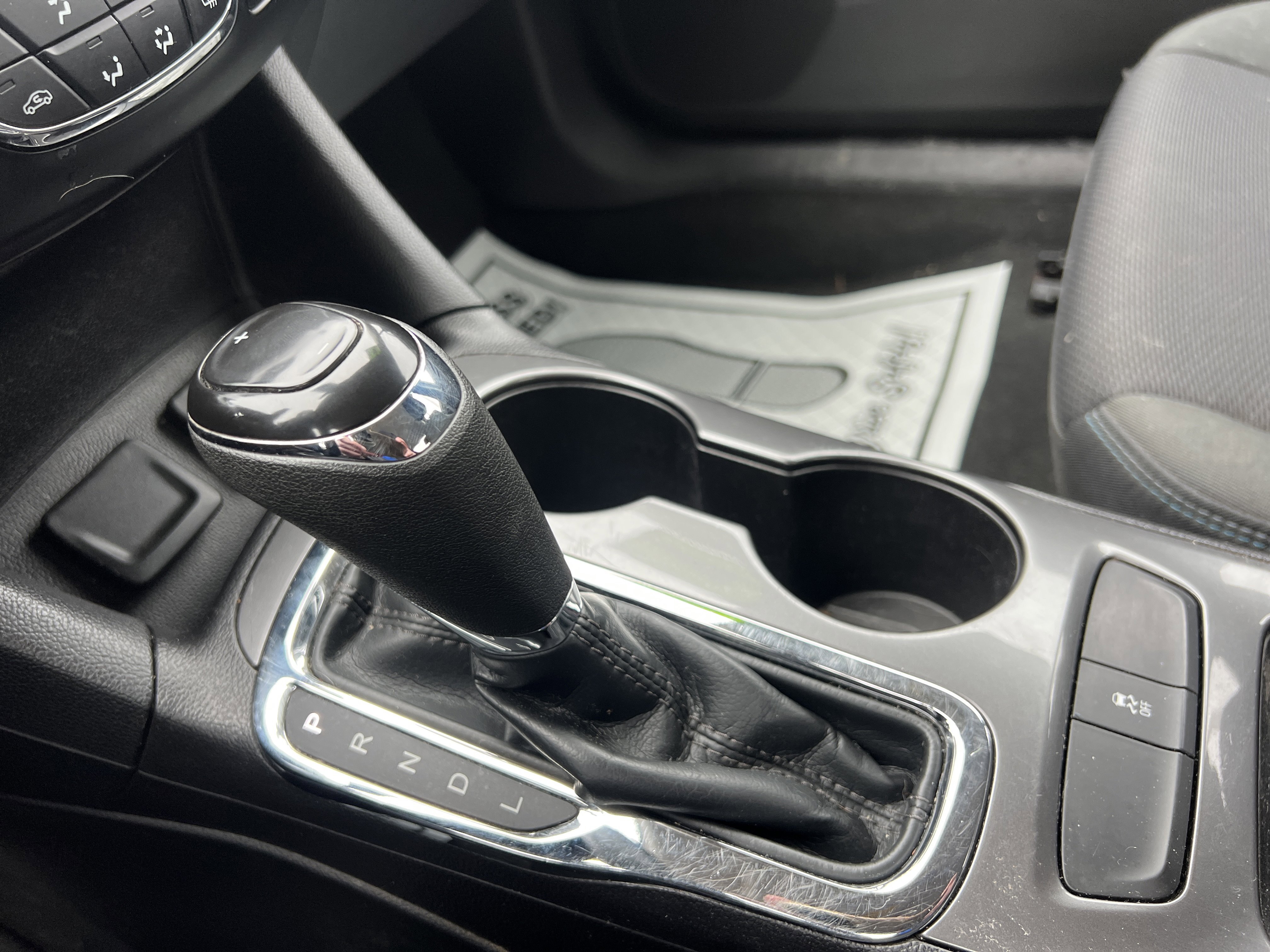 Used 2017 Chevrolet Cruze LT w/ Convenience Package image 21