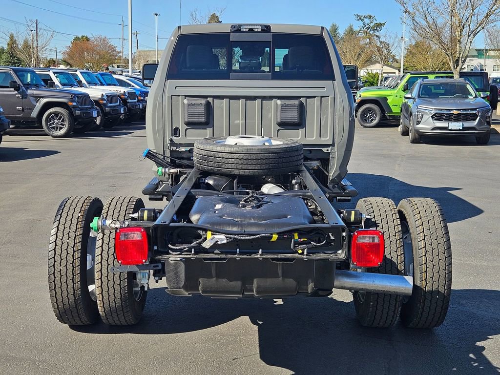 New 2026 RAM 5500 Tradesman AWD/4WD image 5