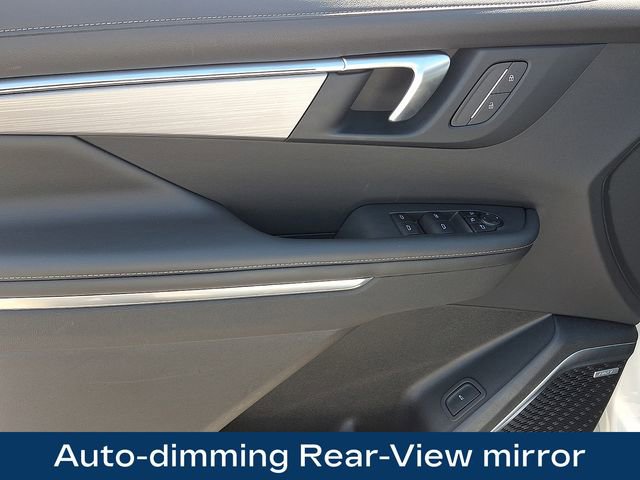 Used 2025 Buick Enclave Preferred AWD/4WD image 23