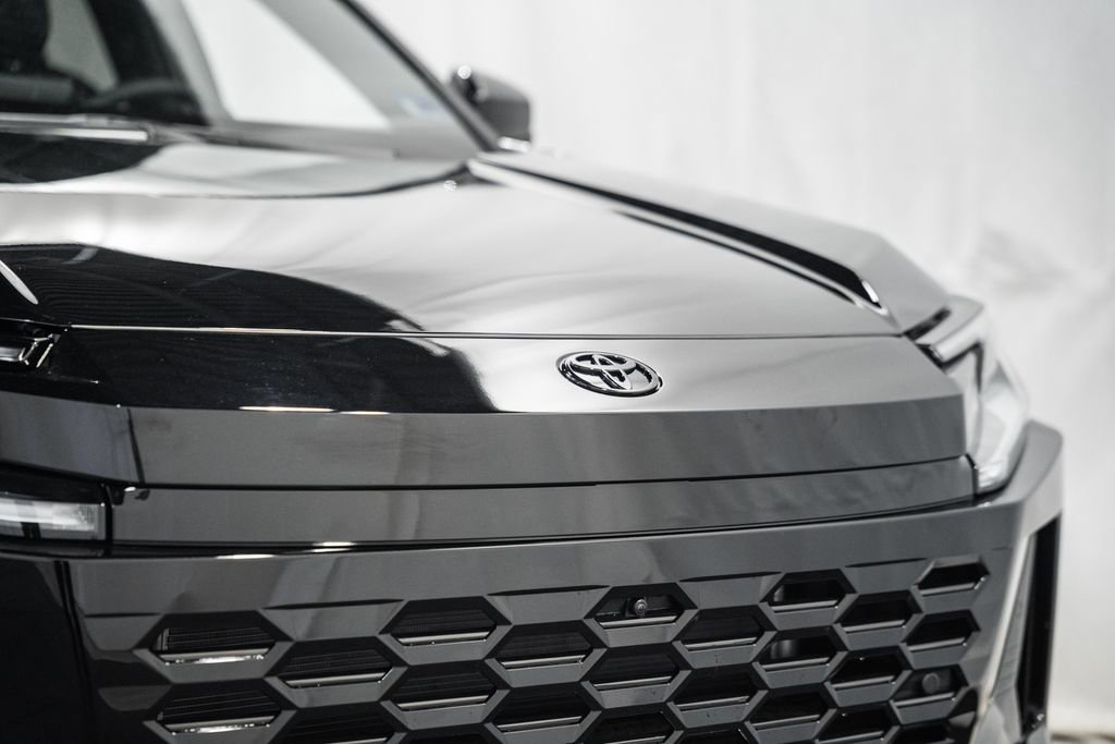 New 2026 Toyota RAV4 XSE image 12