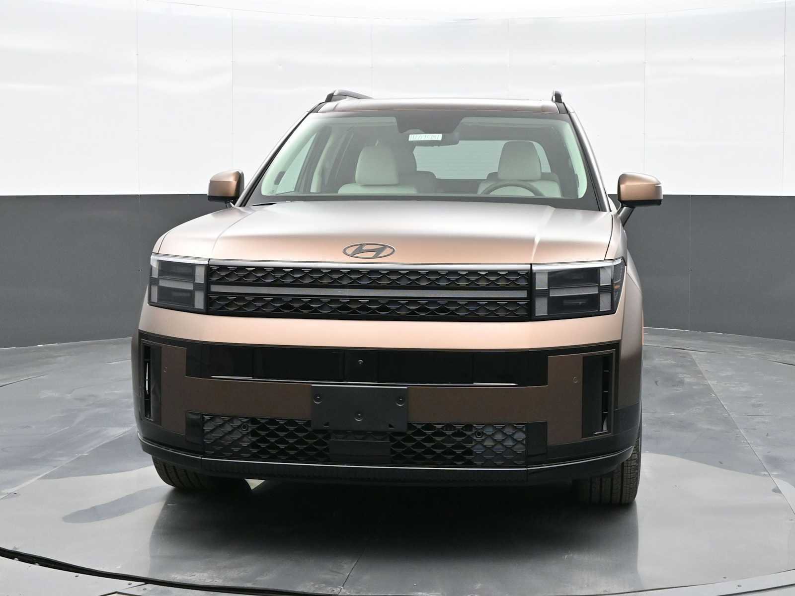 Used 2025 Hyundai Santa Fe Calligraphy image 3