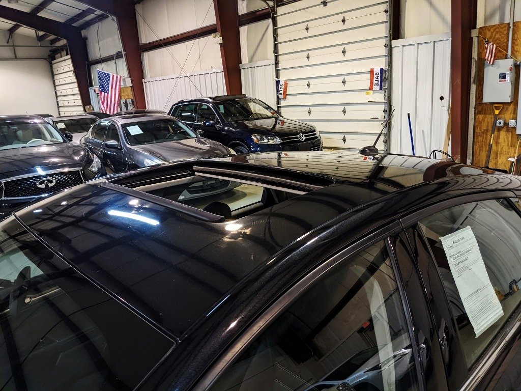 Used 2014 Ford Fusion SE image 2