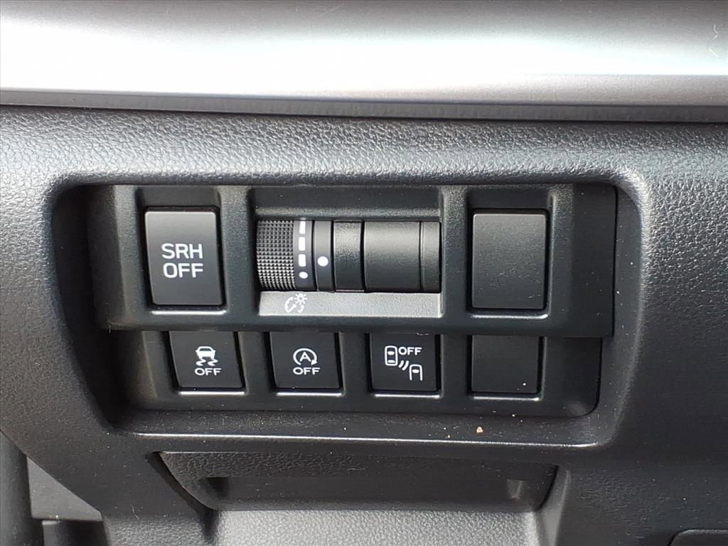 Used 2023 Subaru Crosstrek 2.5i Limited image 16