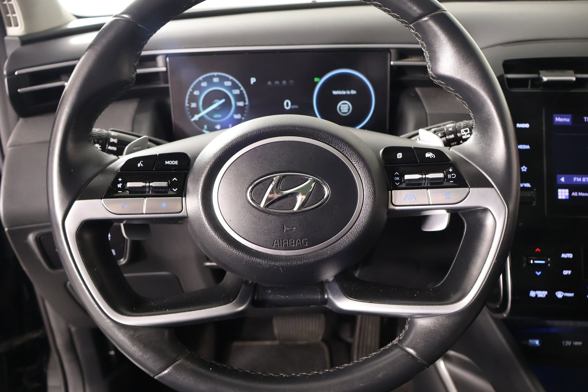 Certified 2022 Hyundai Tucson SEL AWD/4WD image 3