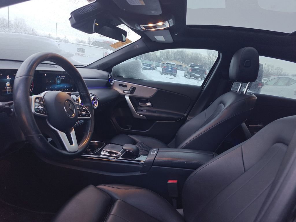Used 2020 Mercedes-Benz A 220 A 220 w/ Premium Package image 7