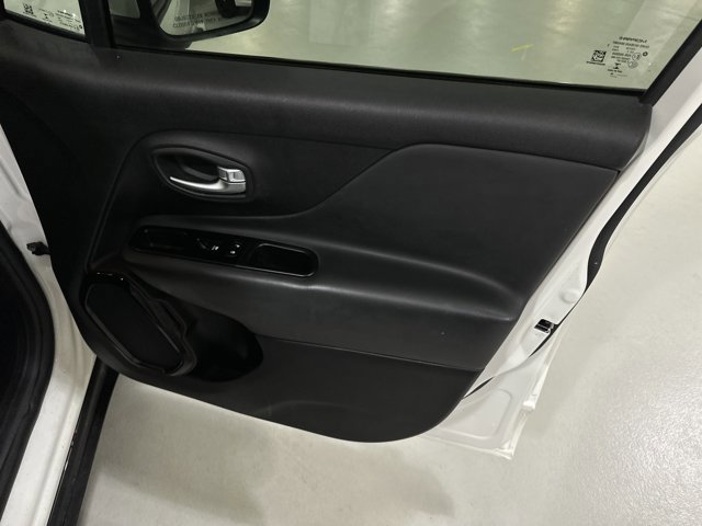 Used 2020 Jeep Renegade Altitude image 38