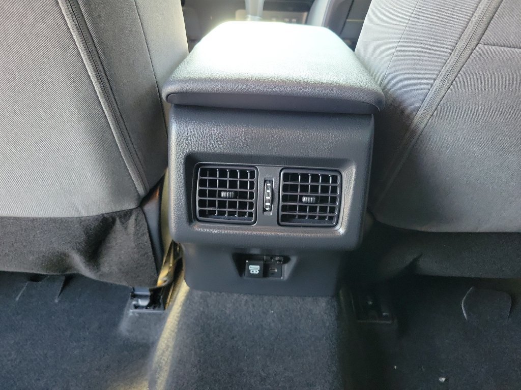 Used 2025 Toyota Camry LE w/ Convenience Package FWD image 13