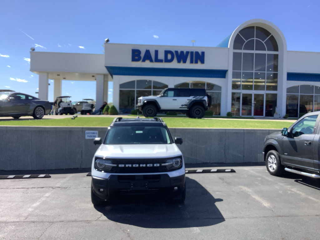 New 2026 Ford Bronco Sport Outer Banks w/ Outer Banks Tech Package+ AWD/4WD image 2