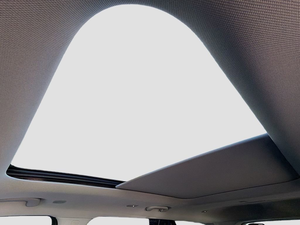 Used 2023 Jeep Grand Cherokee L Limited image 11