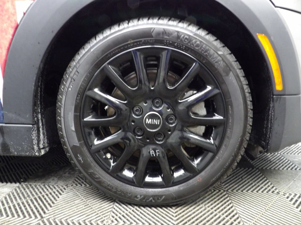 Used 2019 MINI Cooper S FWD image 9