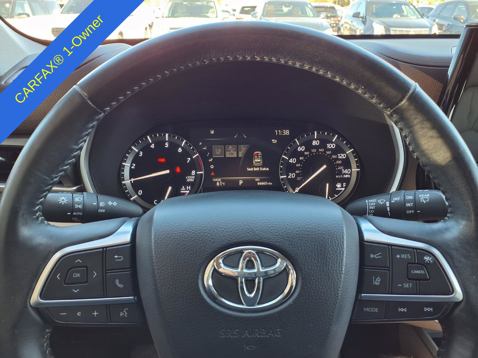 Used 2020 Toyota Highlander XLE AWD/4WD image 21