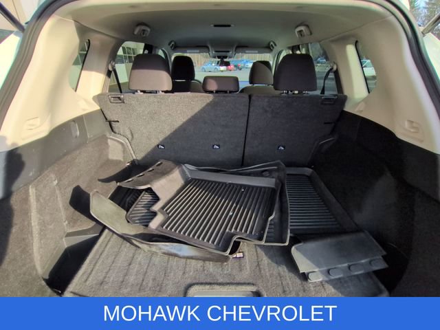 Used 2023 Nissan Rogue S image 25