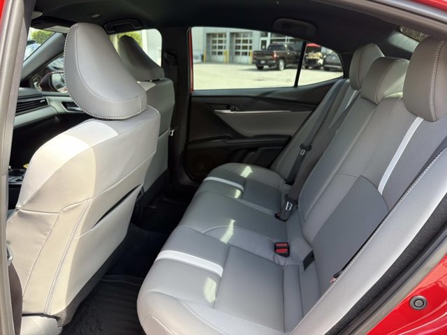 Used 2026 Toyota Camry SE FWD image 14