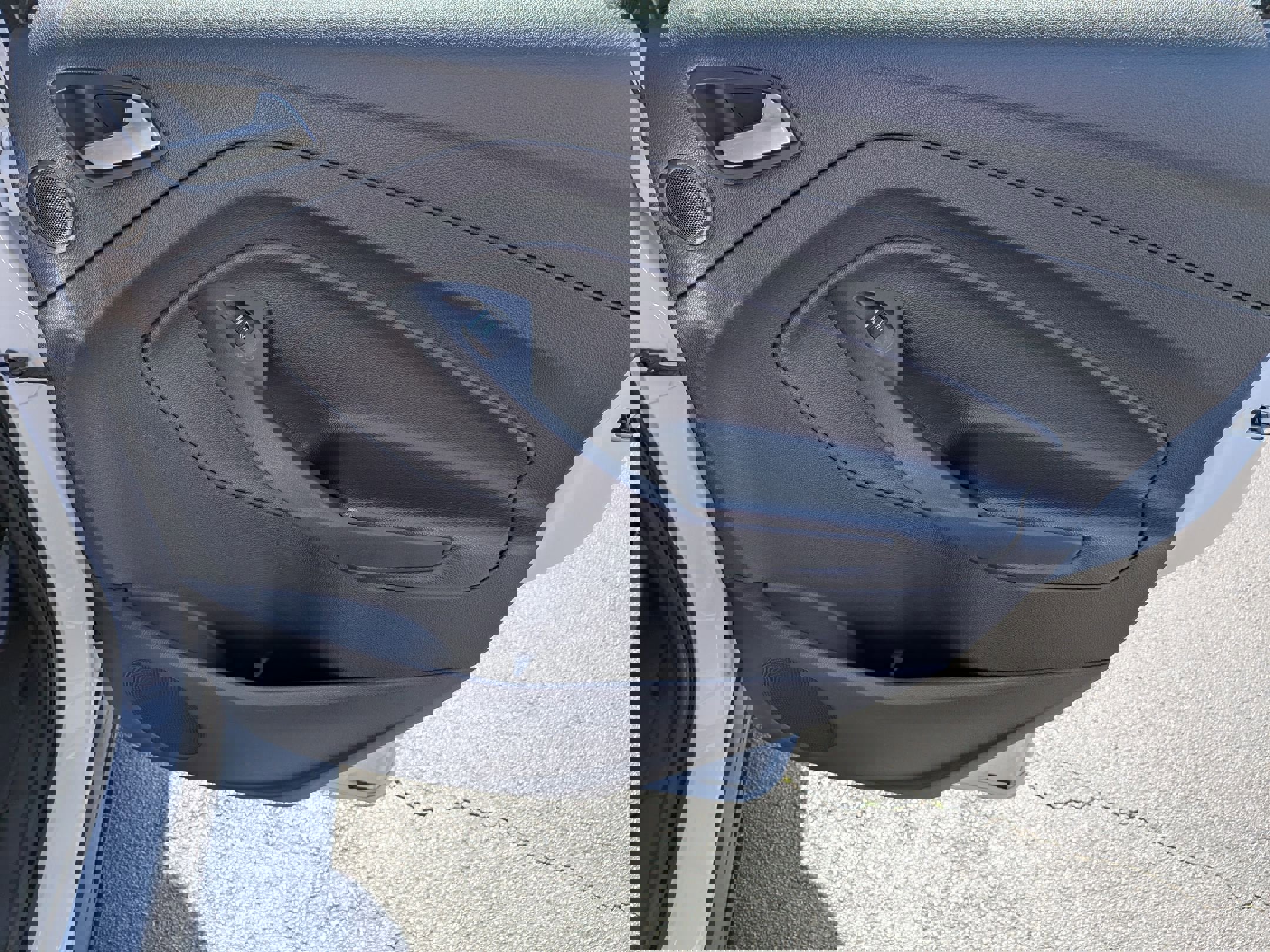 Used 2016 Ford Escape Titanium w/ Equipment Group 301A FWD image 29