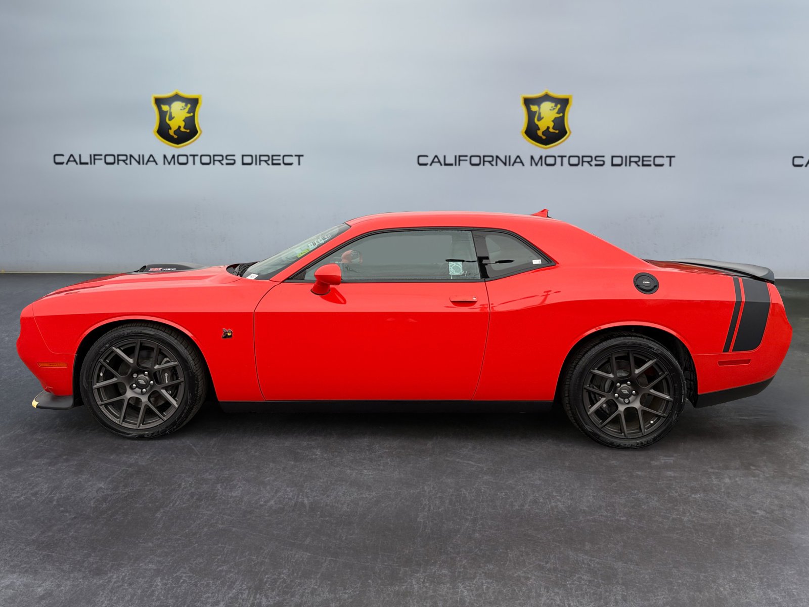 Used 2017 Dodge Challenger R/T Scat Pack image 2