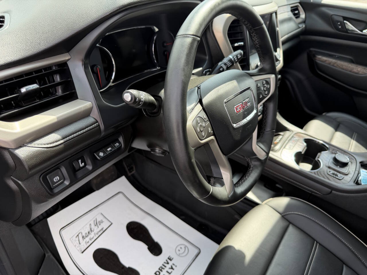 Used 2023 GMC Acadia Denali w/ Trailering Package AWD/4WD image 15
