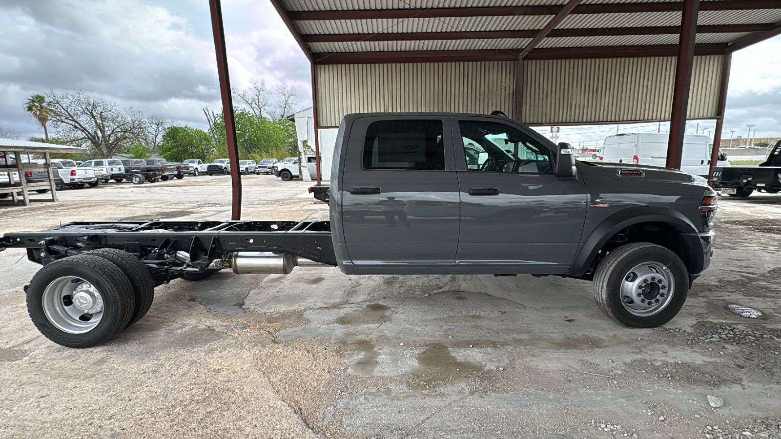 New 2026 RAM 5500 Tradesman w/ Chrome Appearance Group image 4