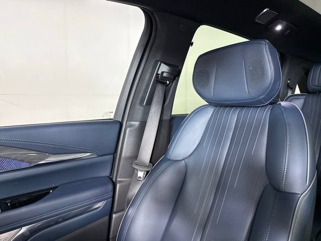 New 2025 Cadillac Escalade IQ Luxury 2 AWD/4WD image 24