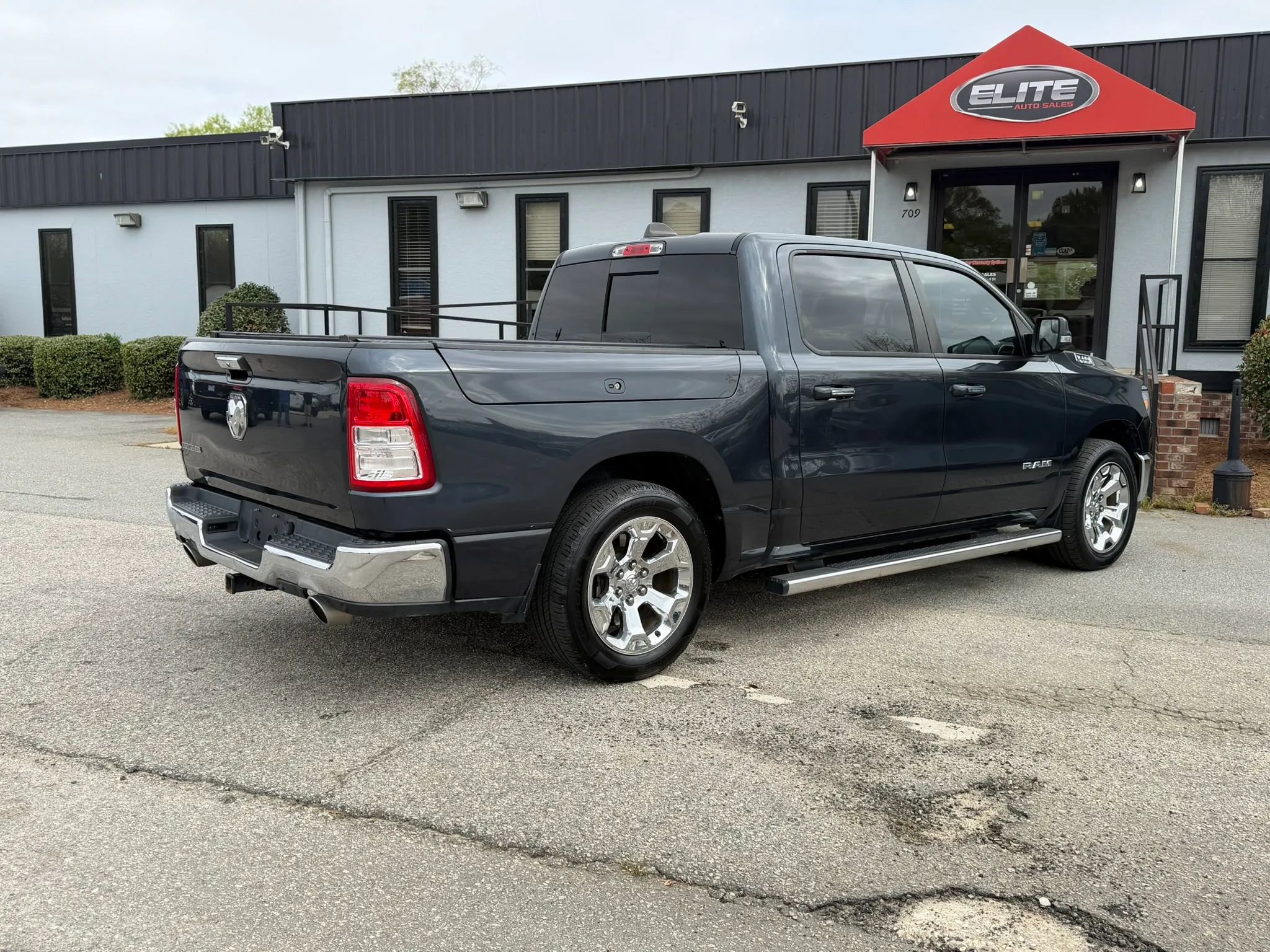 Used 2019 RAM 1500 Big Horn image 7