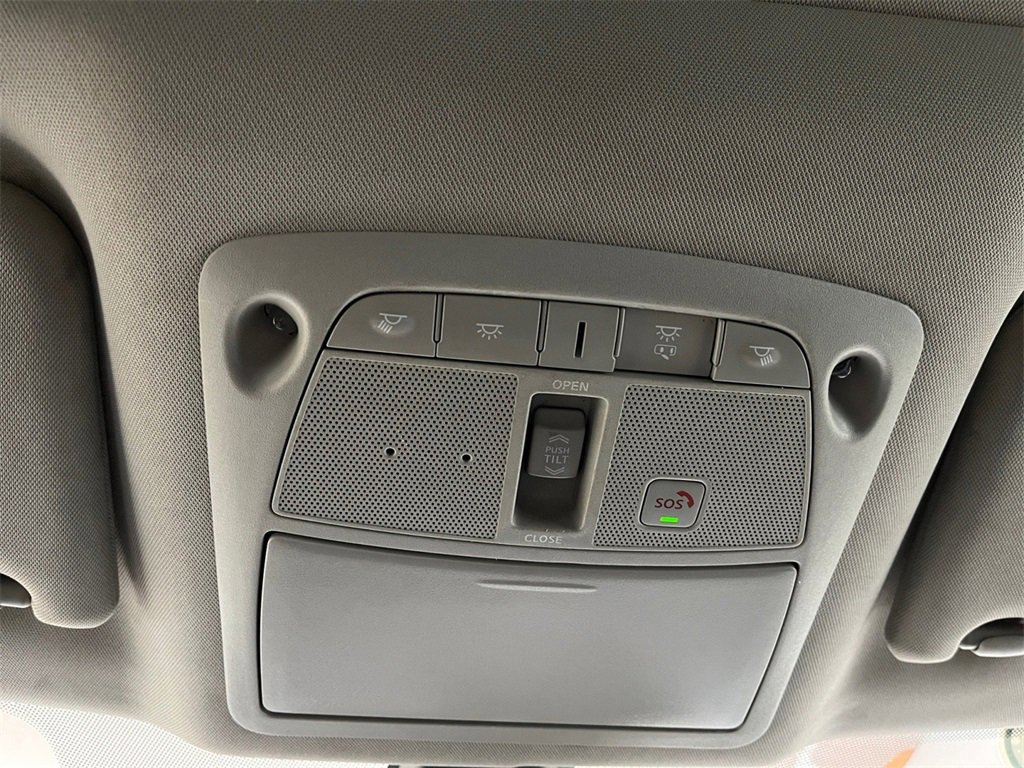 Used 2023 Nissan Maxima Platinum image 36