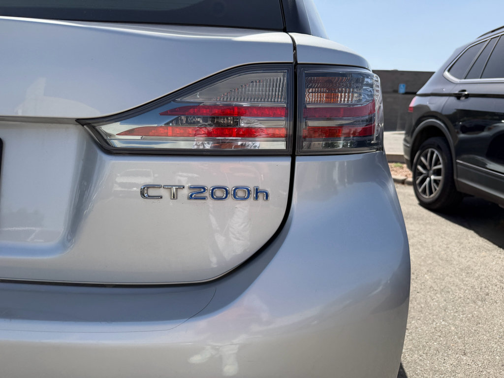Used 2012 Lexus CT 200h Premium w/ Premium Audio Pkg FWD image 32