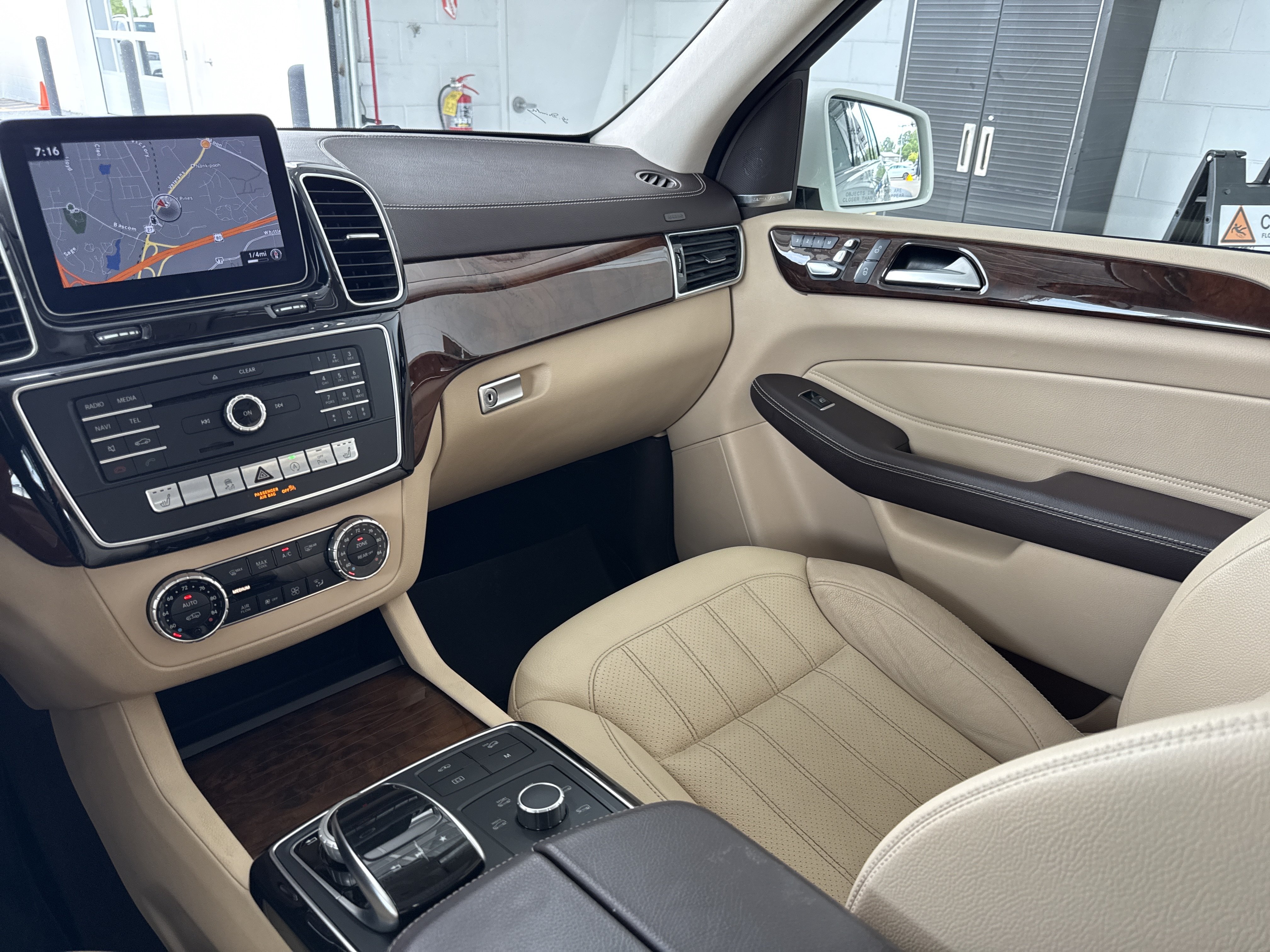 Used 2019 Mercedes-Benz GLS 450 4MATIC image 46