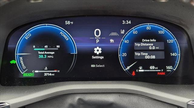 Used 2025 Toyota Camry XLE image 11