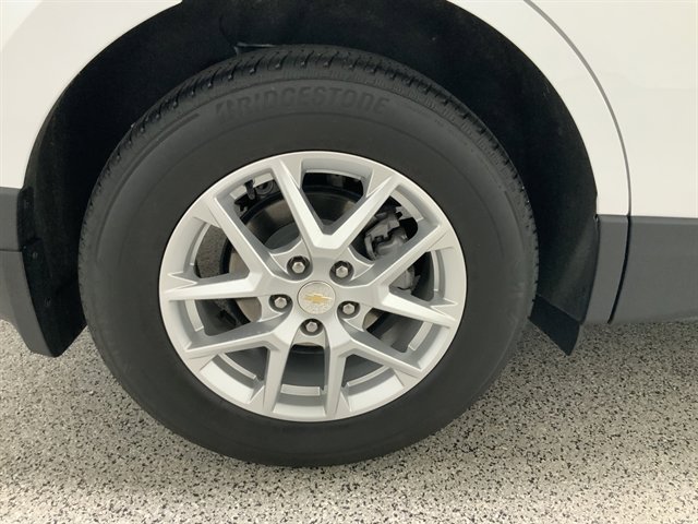 Used 2023 Chevrolet Equinox LT w/ LPO, Floor Liner Package image 12