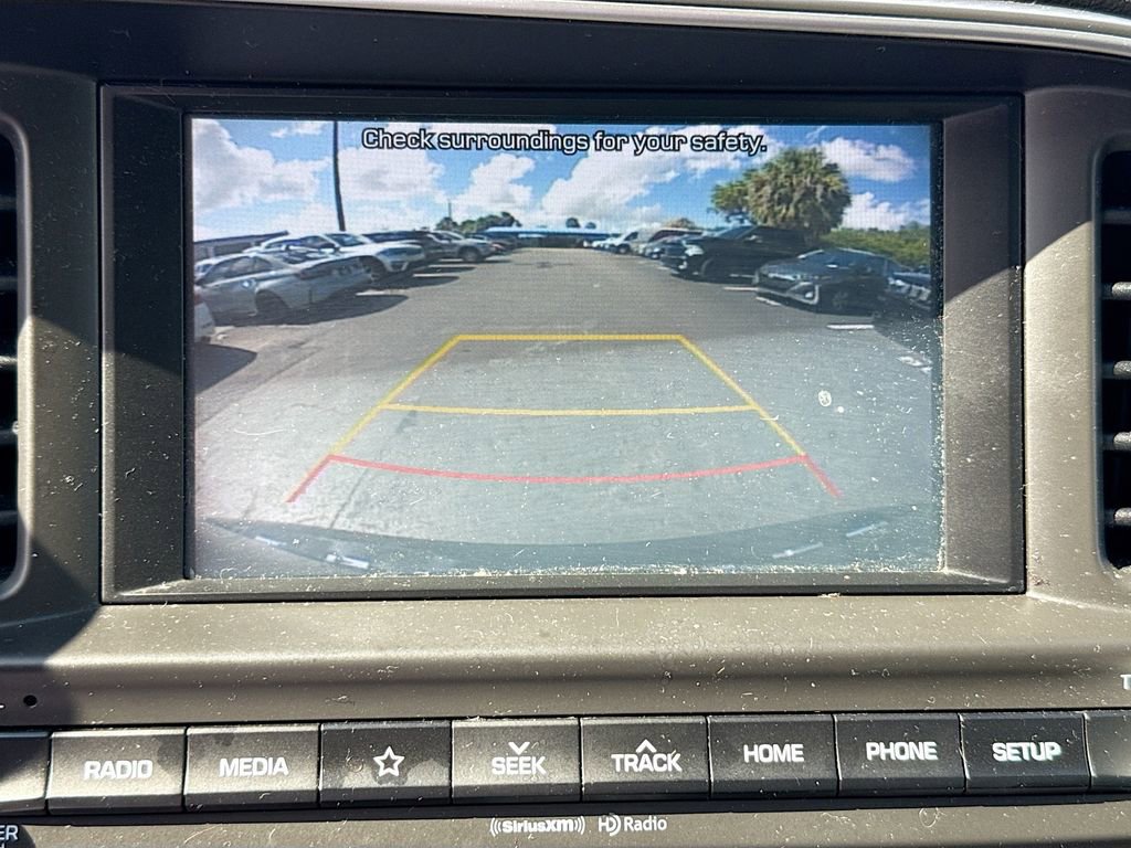 Used 2020 Hyundai Elantra SEL image 14