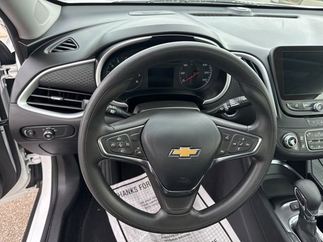Used 2024 Chevrolet Malibu LT FWD image 15