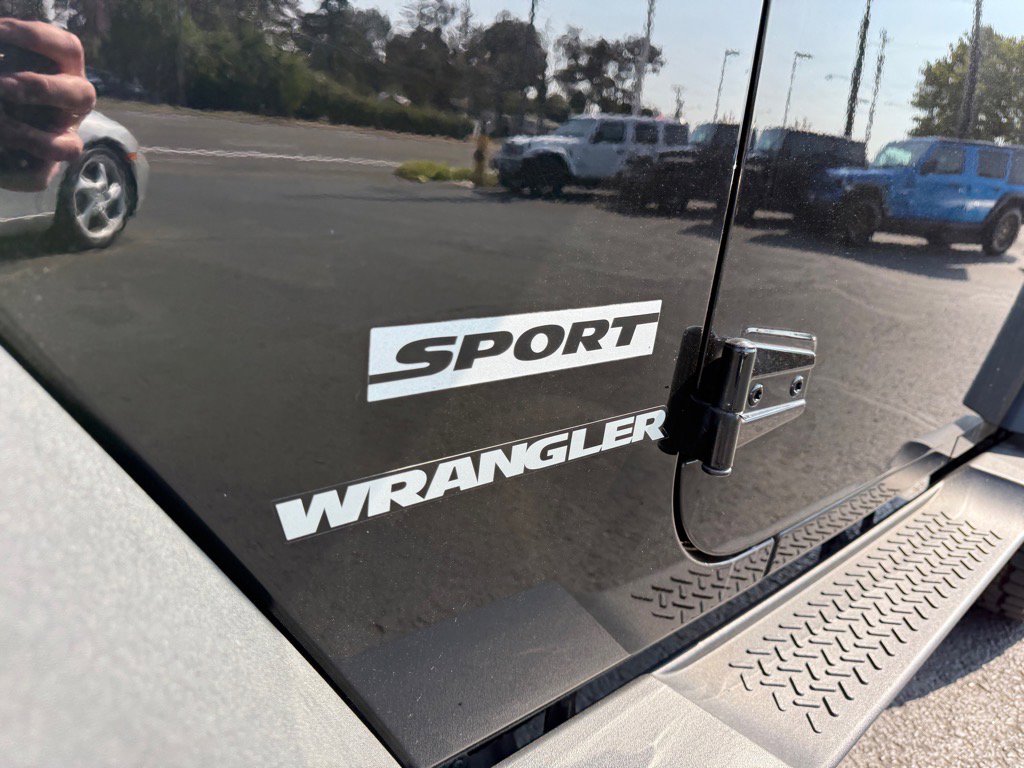Used 2017 Jeep Wrangler Sport S w/ Quick Order Package 24S image 15