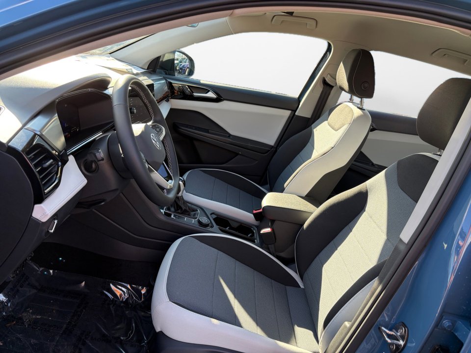 New 2026 Volkswagen Taos S AWD/4WD image 9