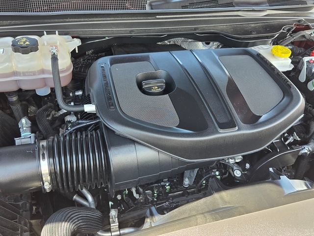 Used 2025 RAM 1500 Laramie w/ Sport Appearance Package AWD/4WD image 16
