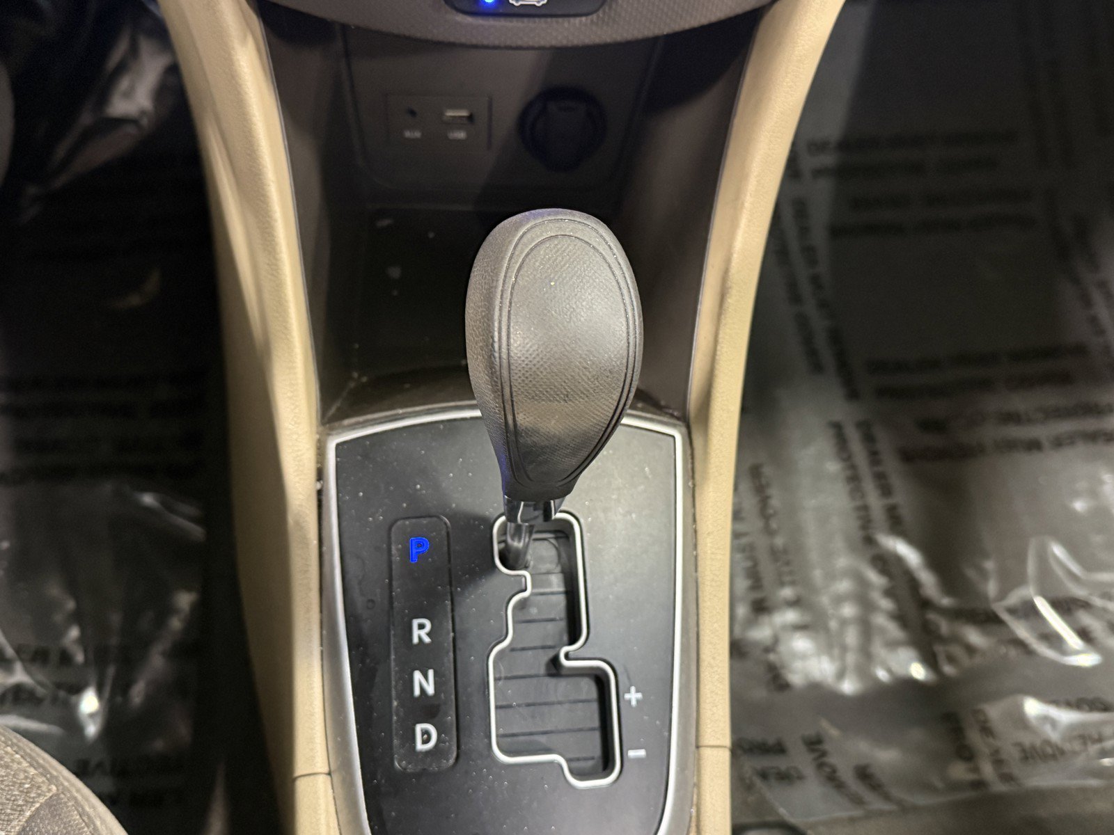 Used 2014 Hyundai Accent GLS FWD image 12